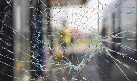 Entreprise pour la mise en sécurité des vitres cassées suite à un cambriolage Fontannes